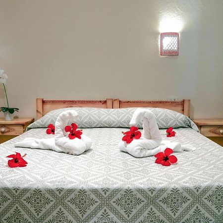 Hotel L'Oleandro วิลลัสซีมีอุส ภายนอก รูปภาพ